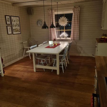 Saellinge House - Cozy Villa With Fireplace And Garden Close To Упсала Екстериор снимка