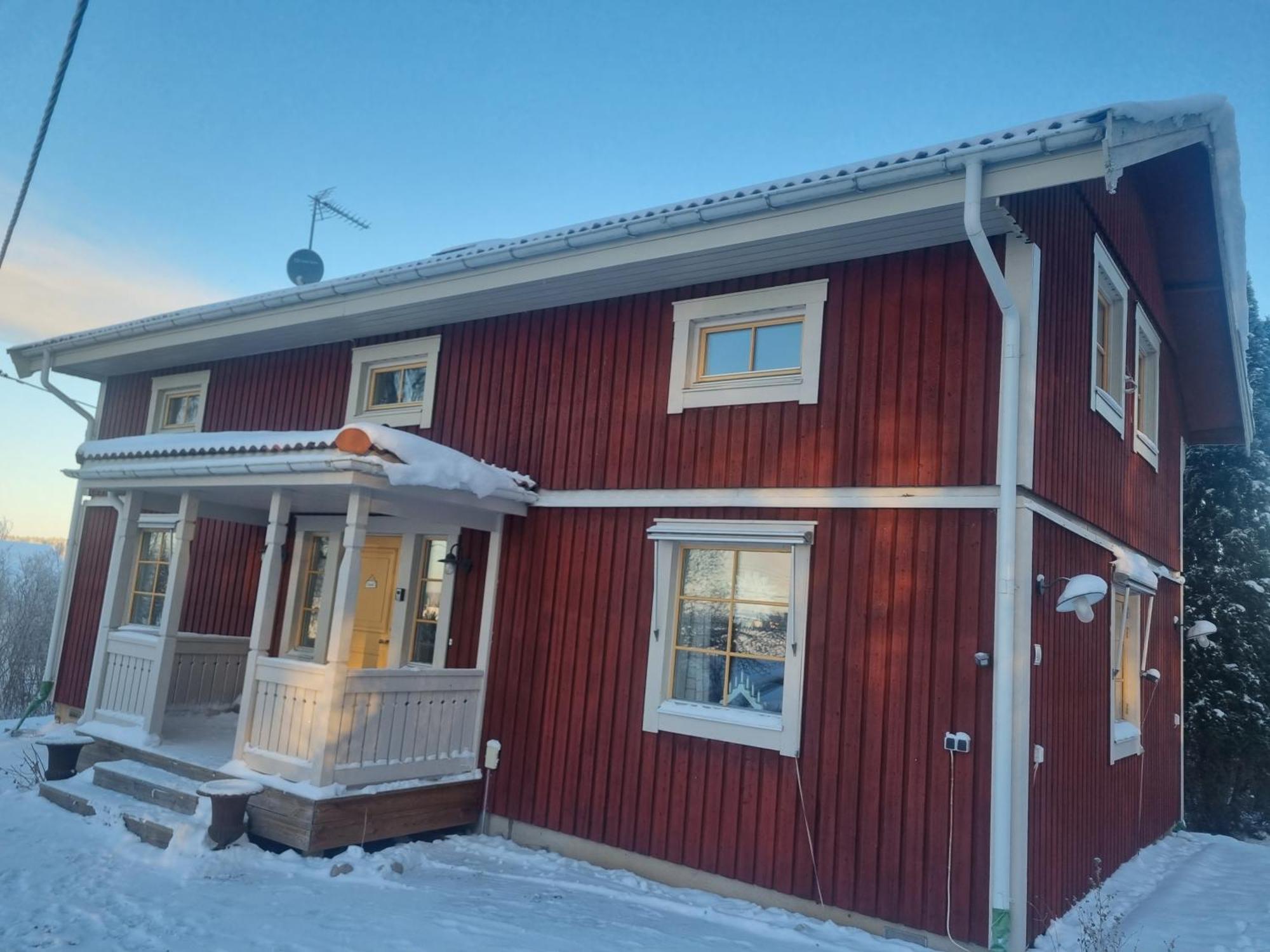 Saellinge House - Cozy Villa With Fireplace And Garden Close To Упсала Екстериор снимка