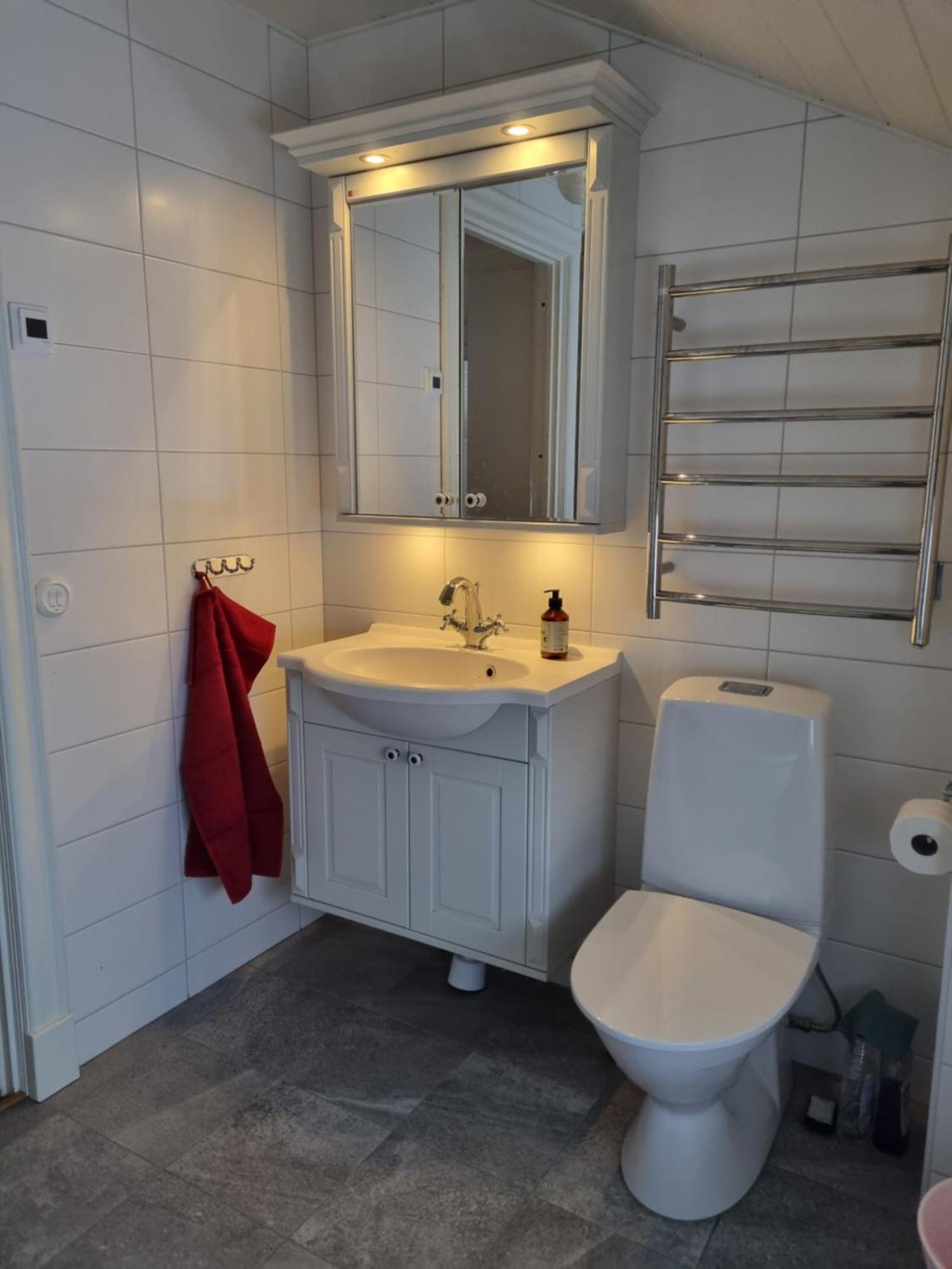 Saellinge House - Cozy Villa With Fireplace And Garden Close To Упсала Екстериор снимка