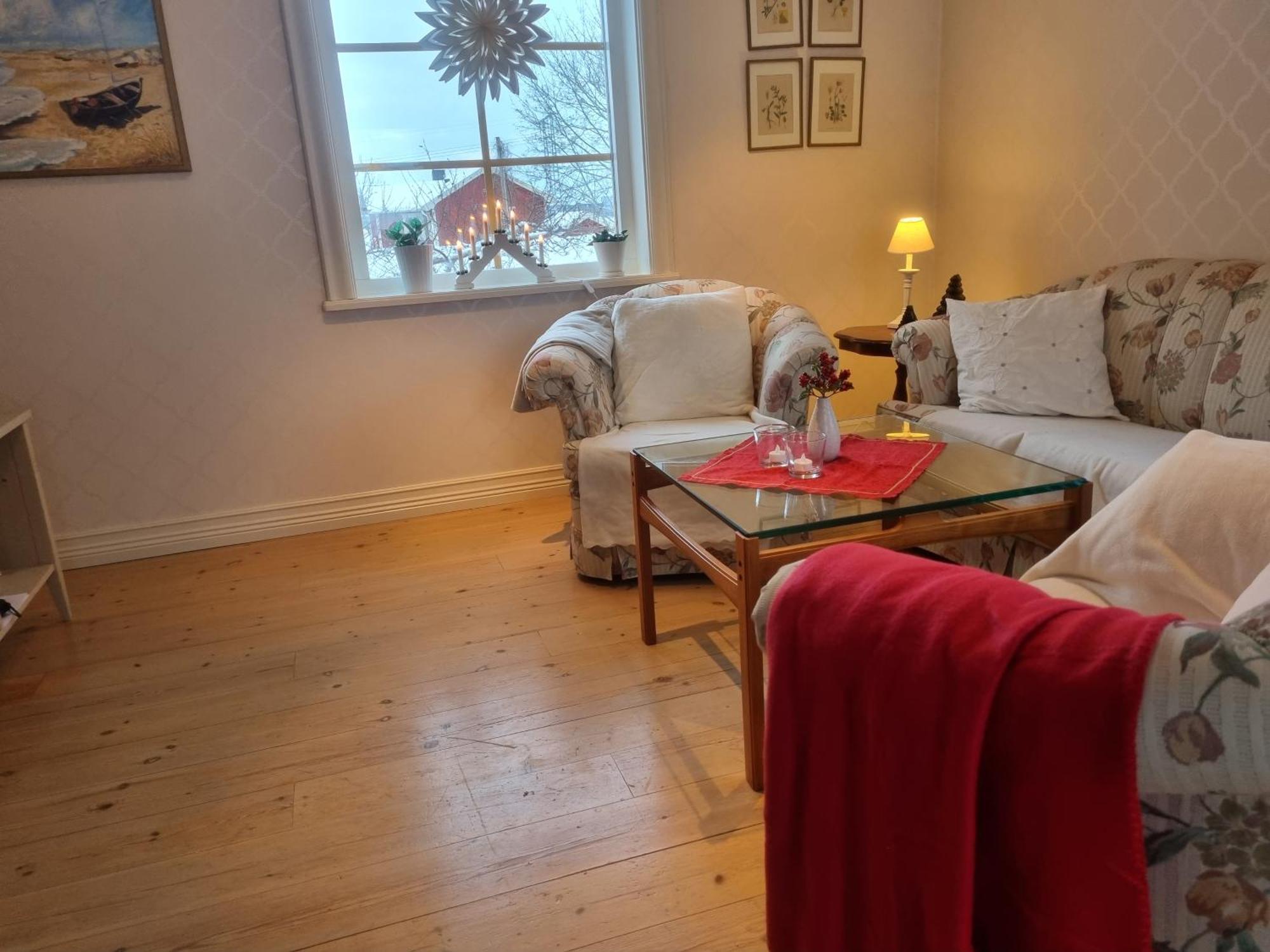 Saellinge House - Cozy Villa With Fireplace And Garden Close To Упсала Екстериор снимка