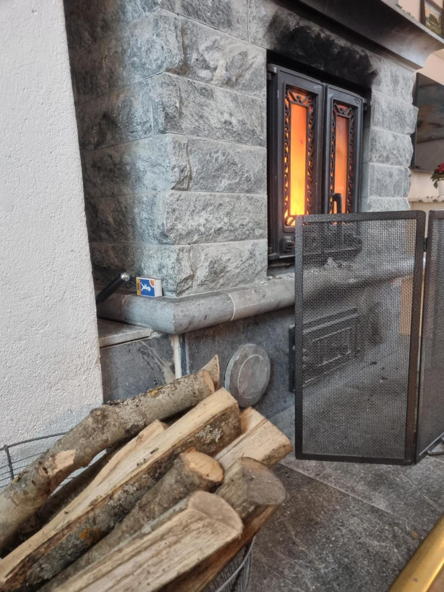 Saellinge House - Cozy Villa With Fireplace And Garden Close To Упсала Екстериор снимка